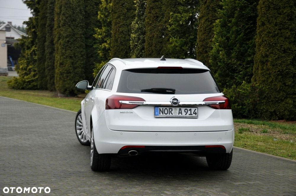 Opel Insignia - 15