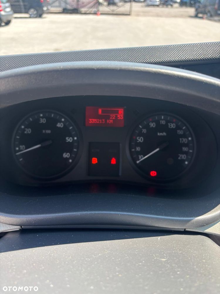 Renault TRAFIC - 10