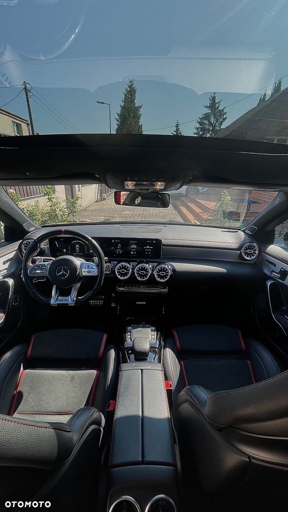 Mercedes-Benz CLA - 16