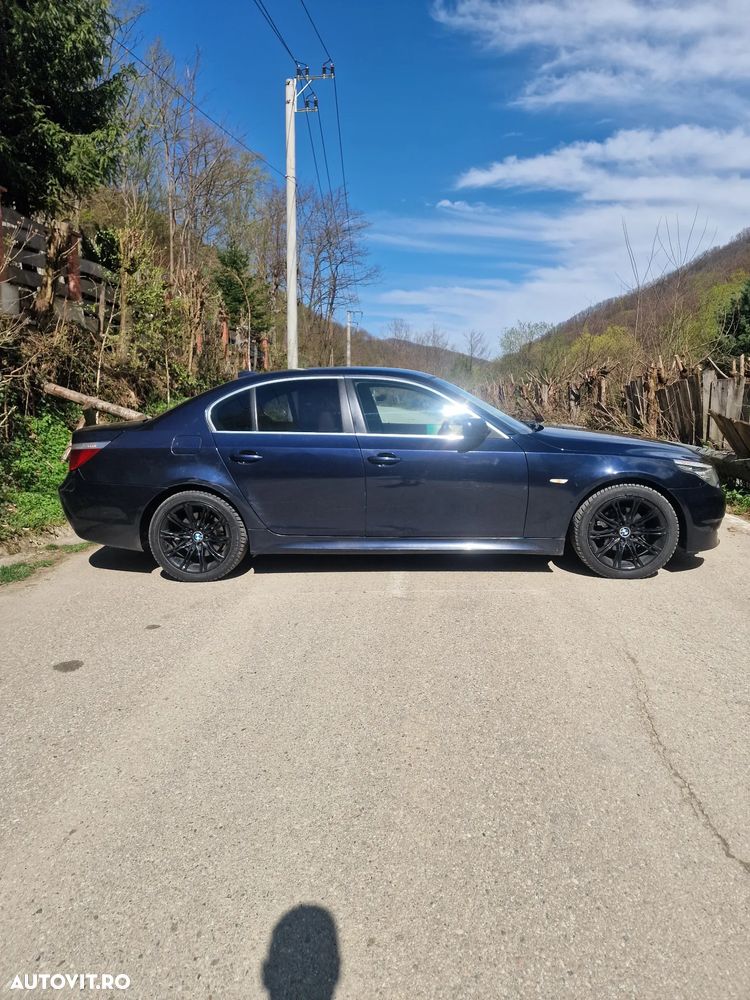 BMW Seria 5 520d Aut. Special Edition - 9