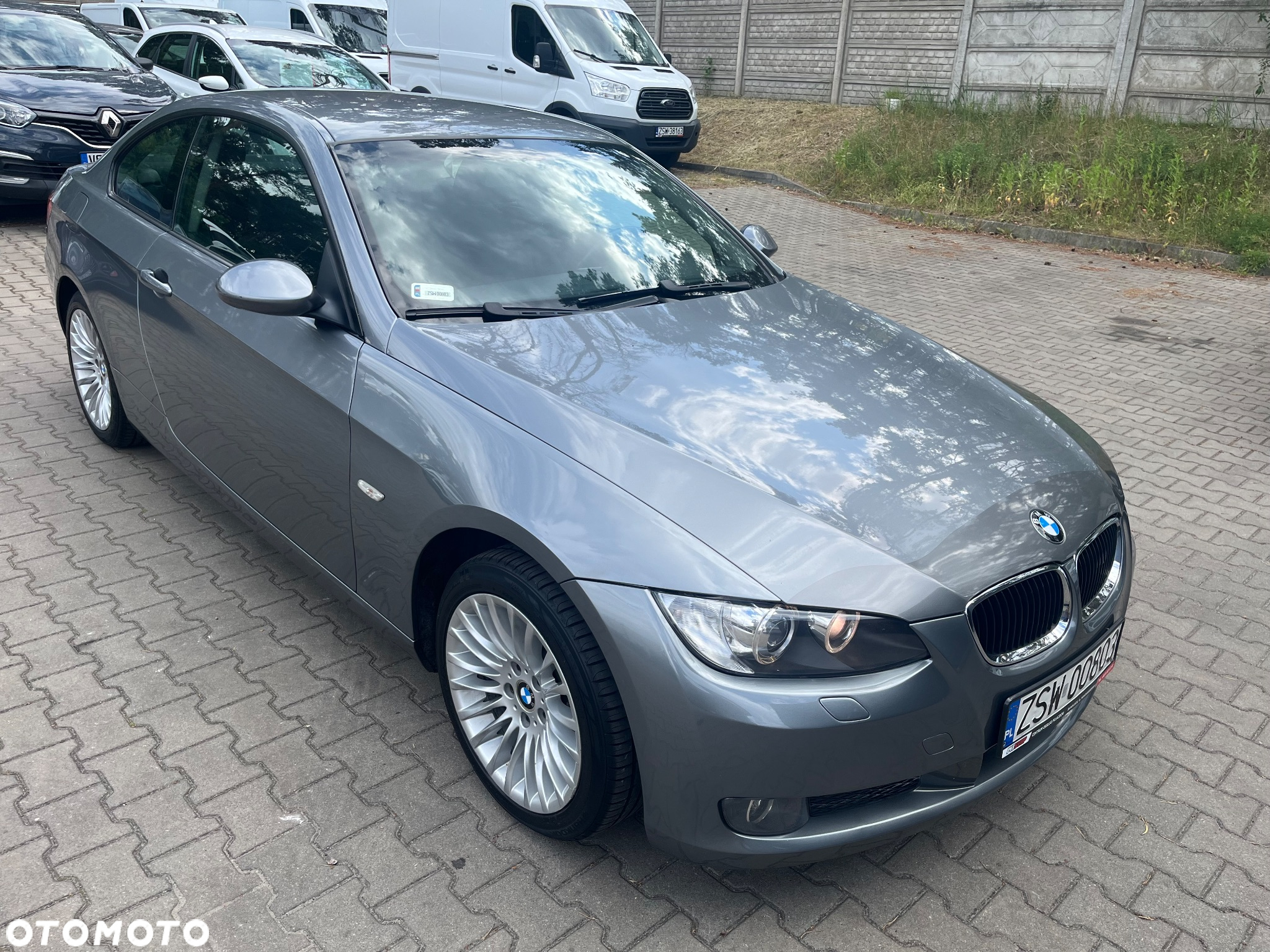 BMW Seria 3 320i Coupe - 12