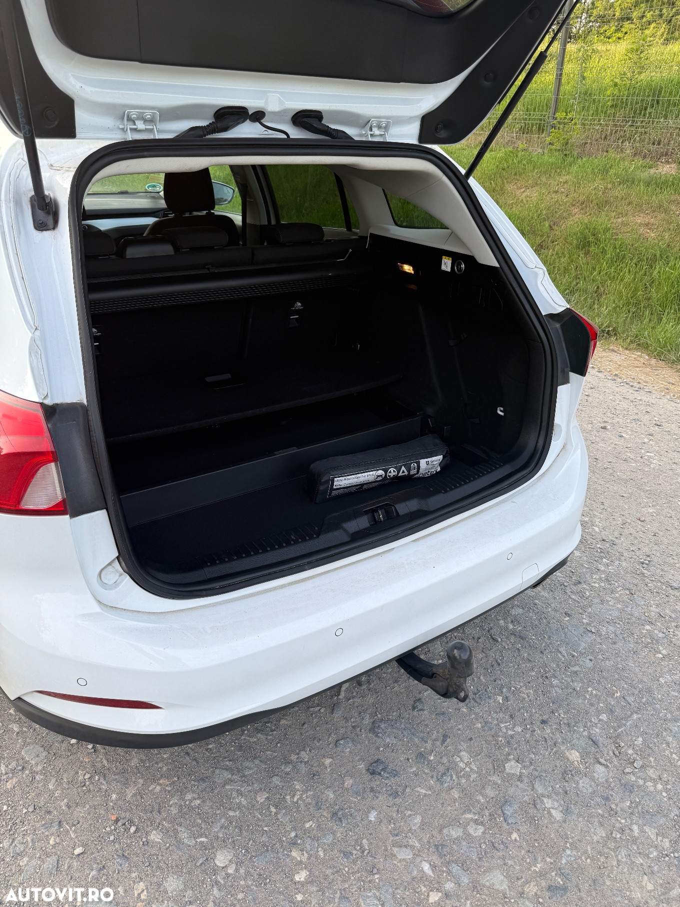 Ford Focus Turnier 1.5 EcoBlue Start-Stopp-System Aut. COOL&CONNECT DESIGN - 19