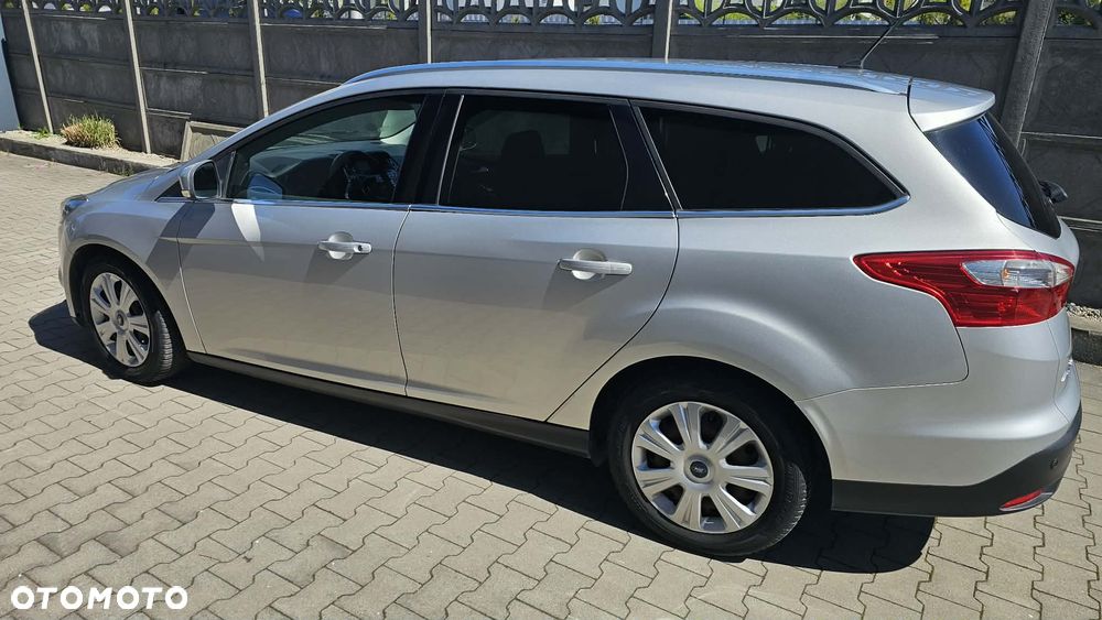 Ford Focus 1.6 TDCi DPF Titanium - 9