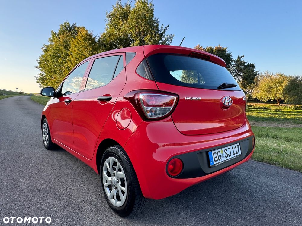 Hyundai i10 1.0 BlueDrive Go - 23