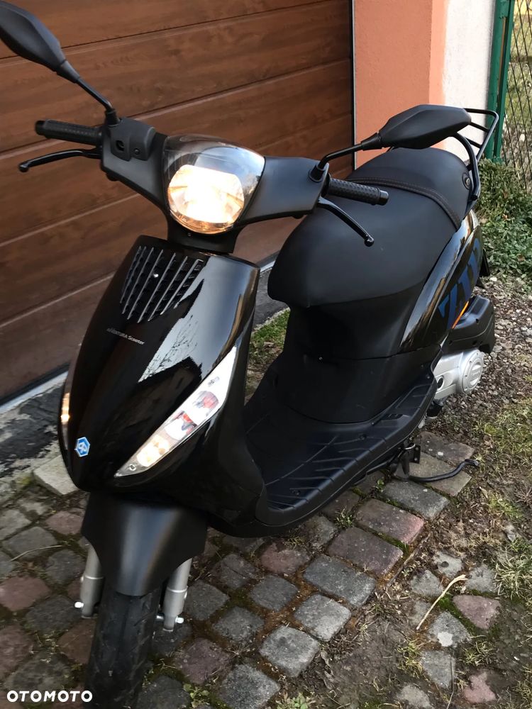 Piaggio ZIP - 3