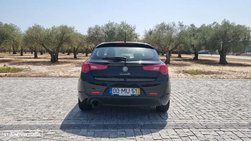 Alfa Romeo Giulietta - 7