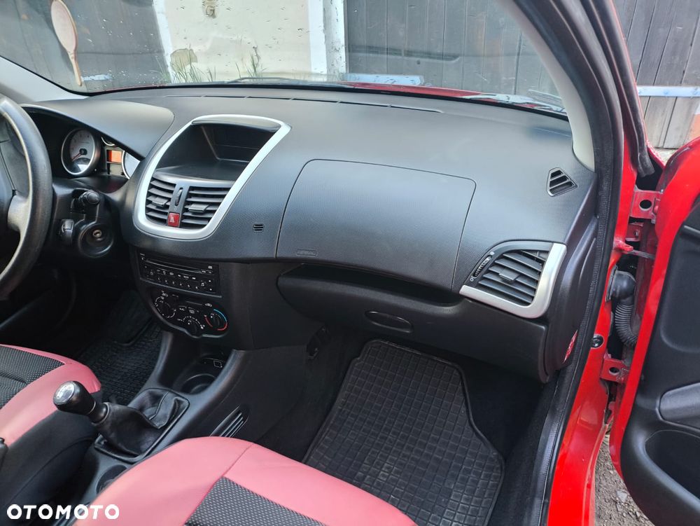 Peugeot 206 plus 75 - 7