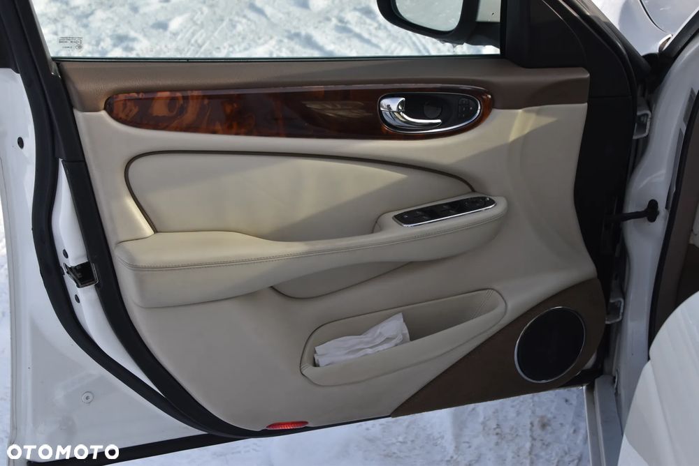 Jaguar XJ XJ8 3.5 Executive - 32