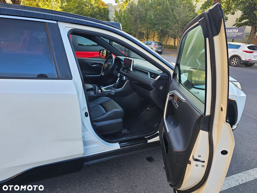 Toyota RAV4 2.5 Hybrid Selection 4x2 - 6