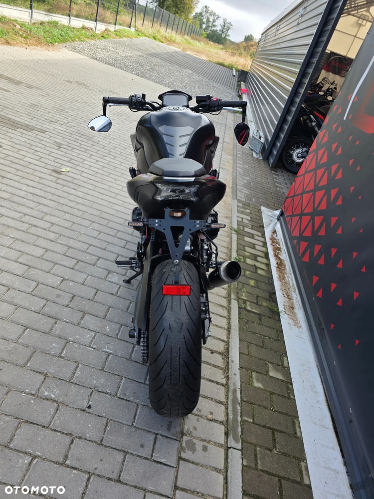 Kawasaki Z 900 - 19
