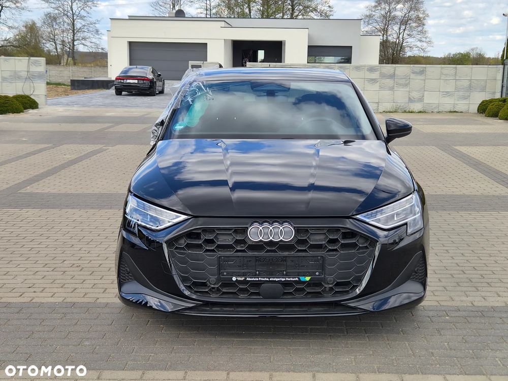 Audi A3 Sportback 40 TFSIe S tronic - 3