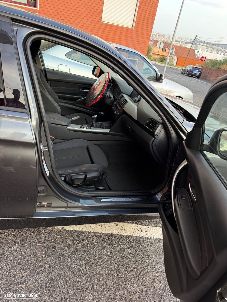 BMW 320 d Line Sport - 6