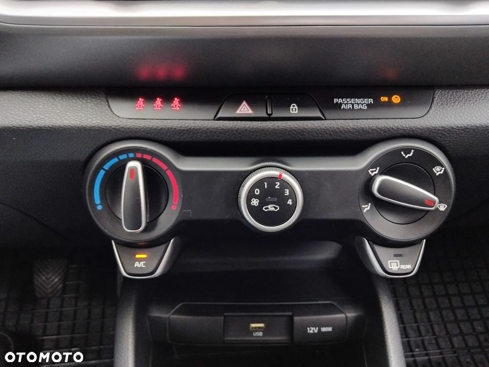 Kia Stonic 1.2 M - 18