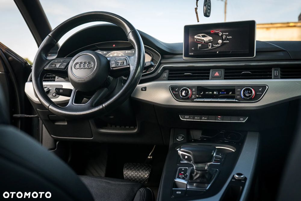 Audi A4 Limousine 2.0 TFSI Sport S tronic - 18