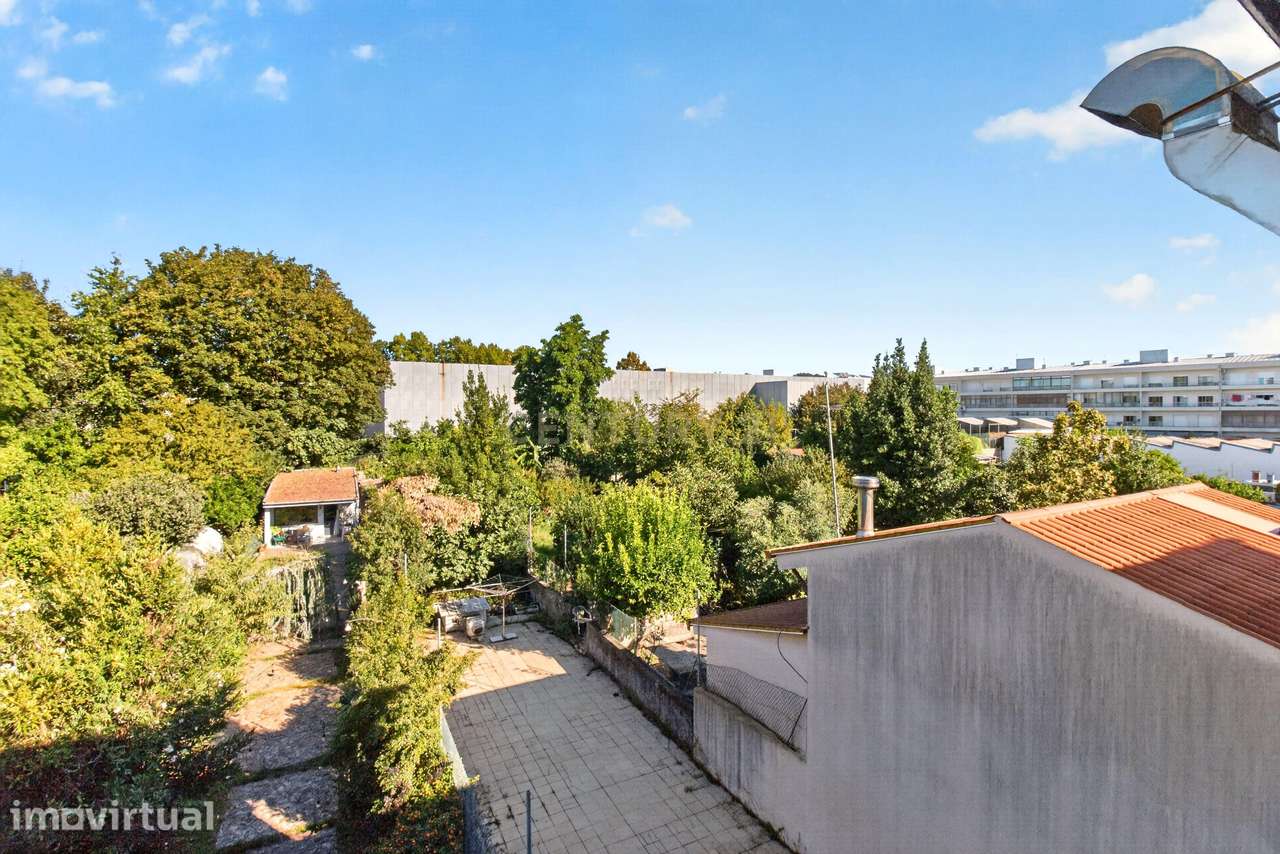 Conjunto de 3 apartamentos com rentabilidade de 6% - Grande imagem: 3/31