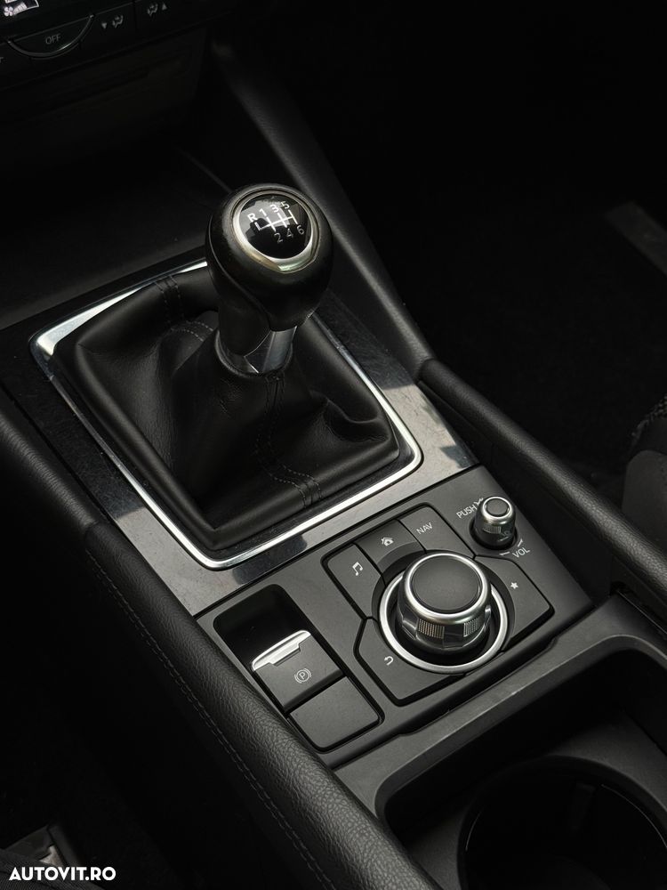 Mazda 3 - 24