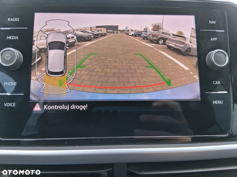 Volkswagen T-Roc 1.5 TSI Special Edition - 27