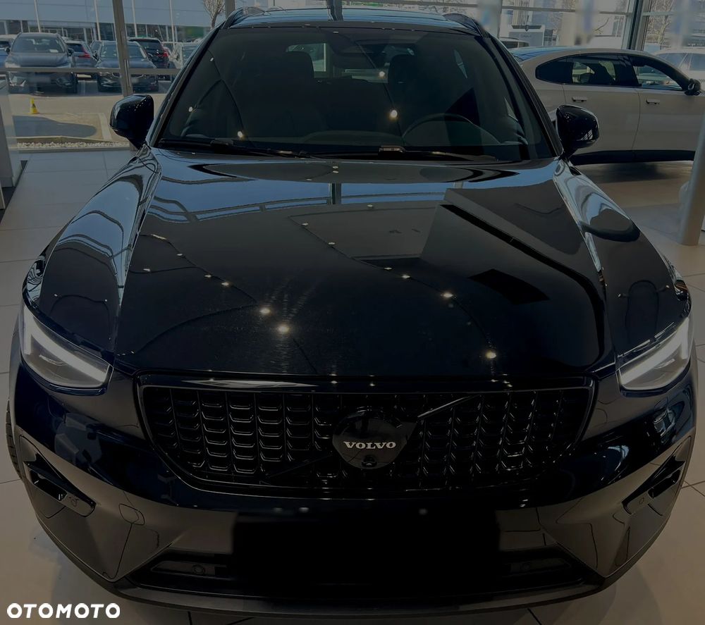 Volvo XC 40 B4 AWD Ultimate Dark - 13