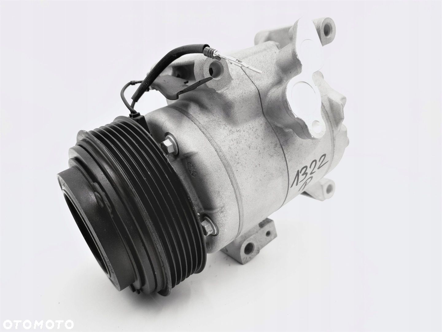 SPRĘŻARKA KLIMATYZACJI MAZDA ATENZA AXELA 2.0i - 1
