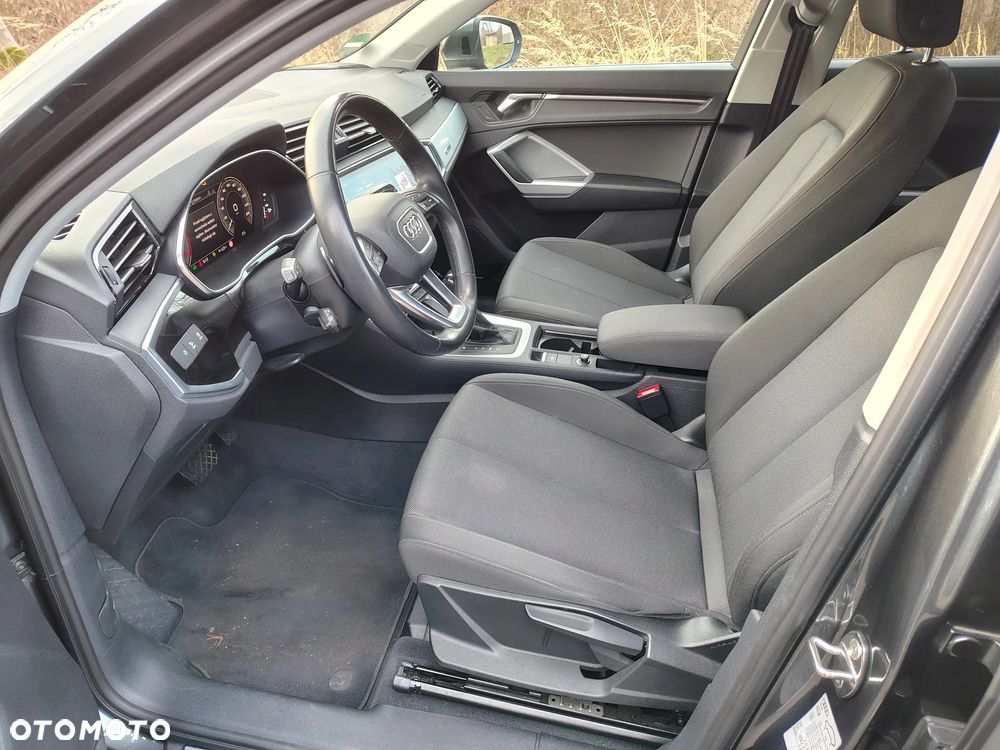 Audi Q3 Sportback - 15