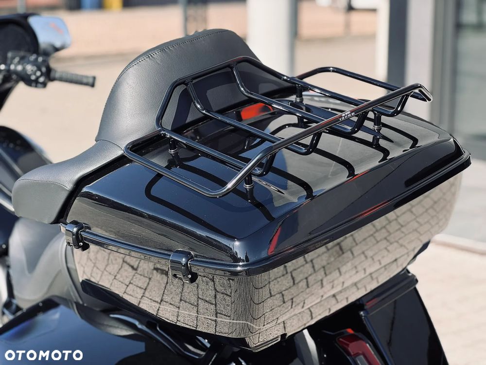 Harley-Davidson Touring Street Glide - 24