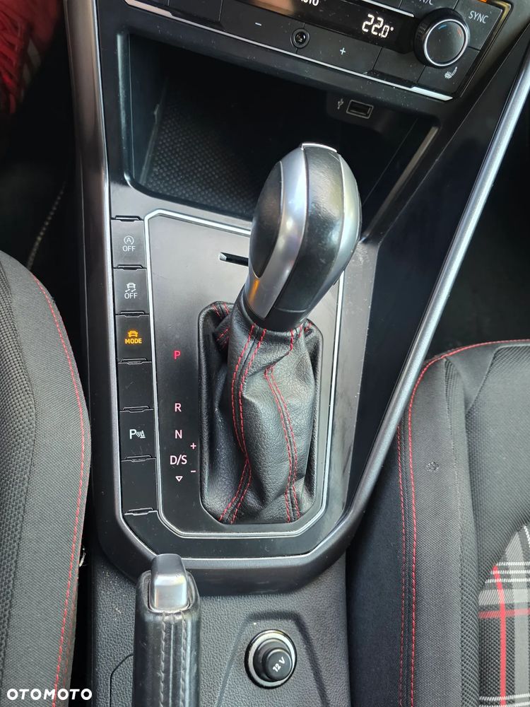 Volkswagen Polo 2.0 TSI OPF DSG GTI - 15