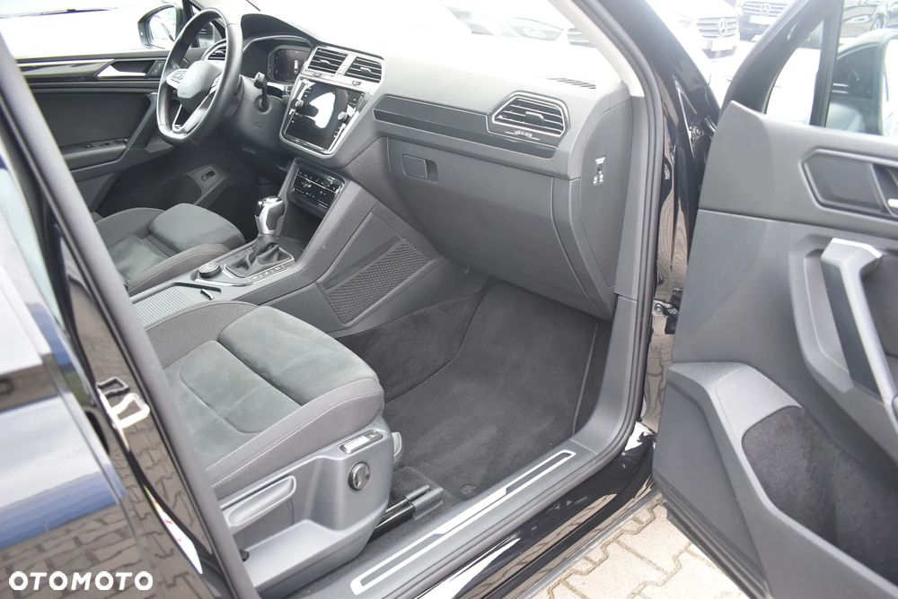 Volkswagen Tiguan 2.0 TSI 4Mot Elegance DSG - 17