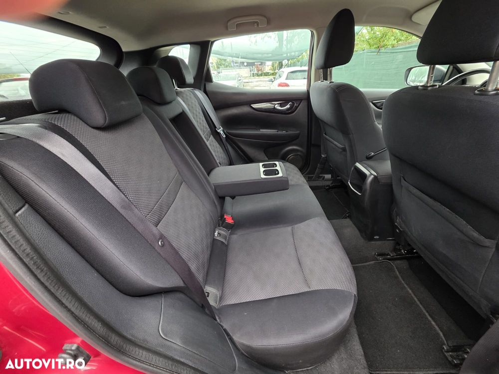 Nissan Qashqai 1.5 DCI N-Connecta - 8