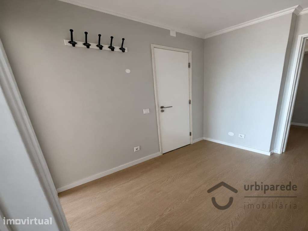 Apartamento T2 c/ vista mar em Paço de Arcos. - Grande imagem: 2/21