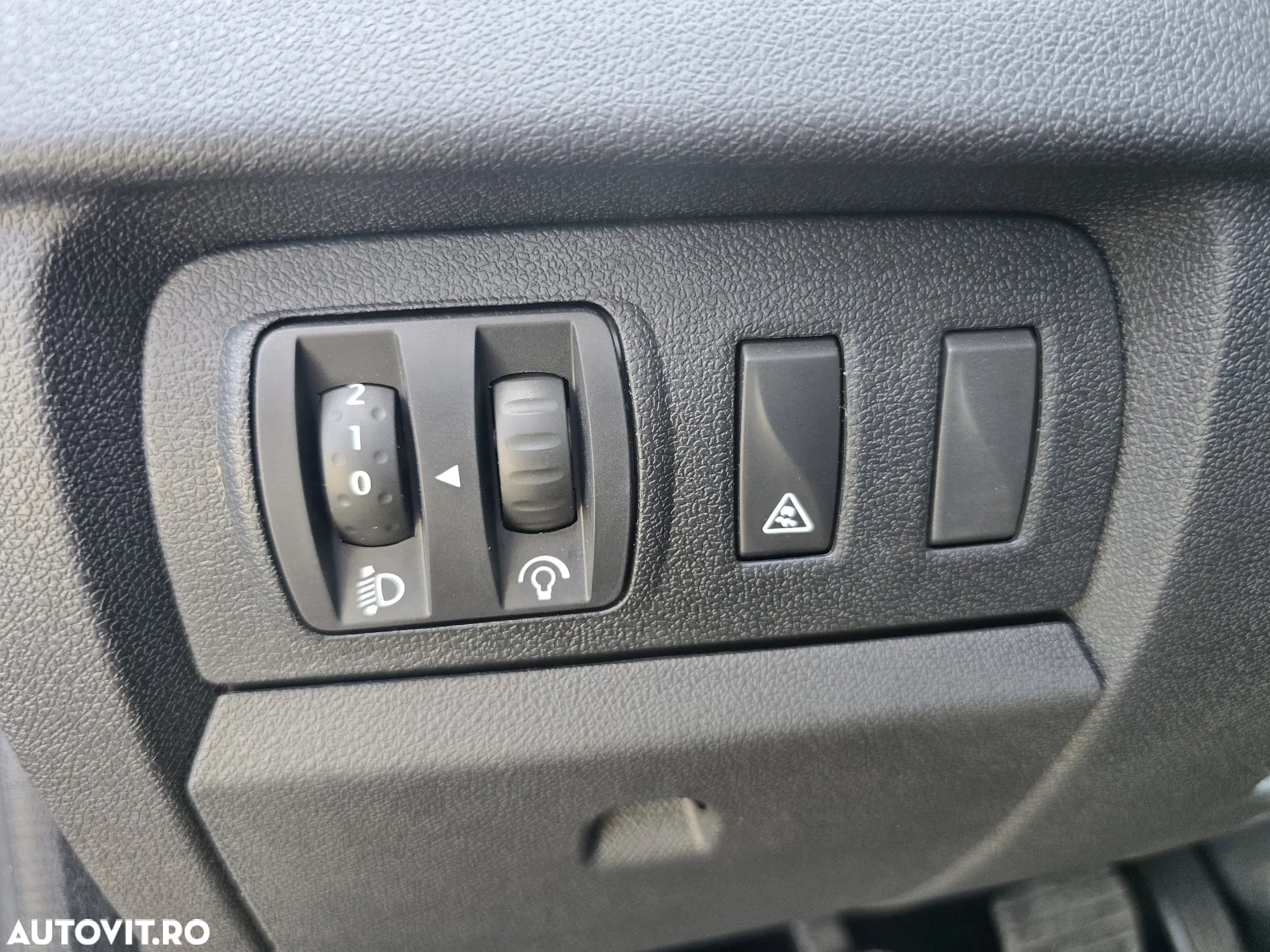 Renault Megane ENERGY dCi 110 ECO2 BUSINESS - 17