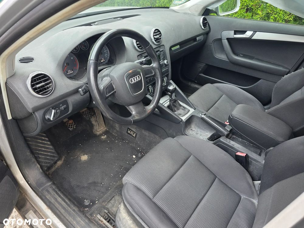 Audi A3 Sportback 1.4 TFSI Attraction - 3