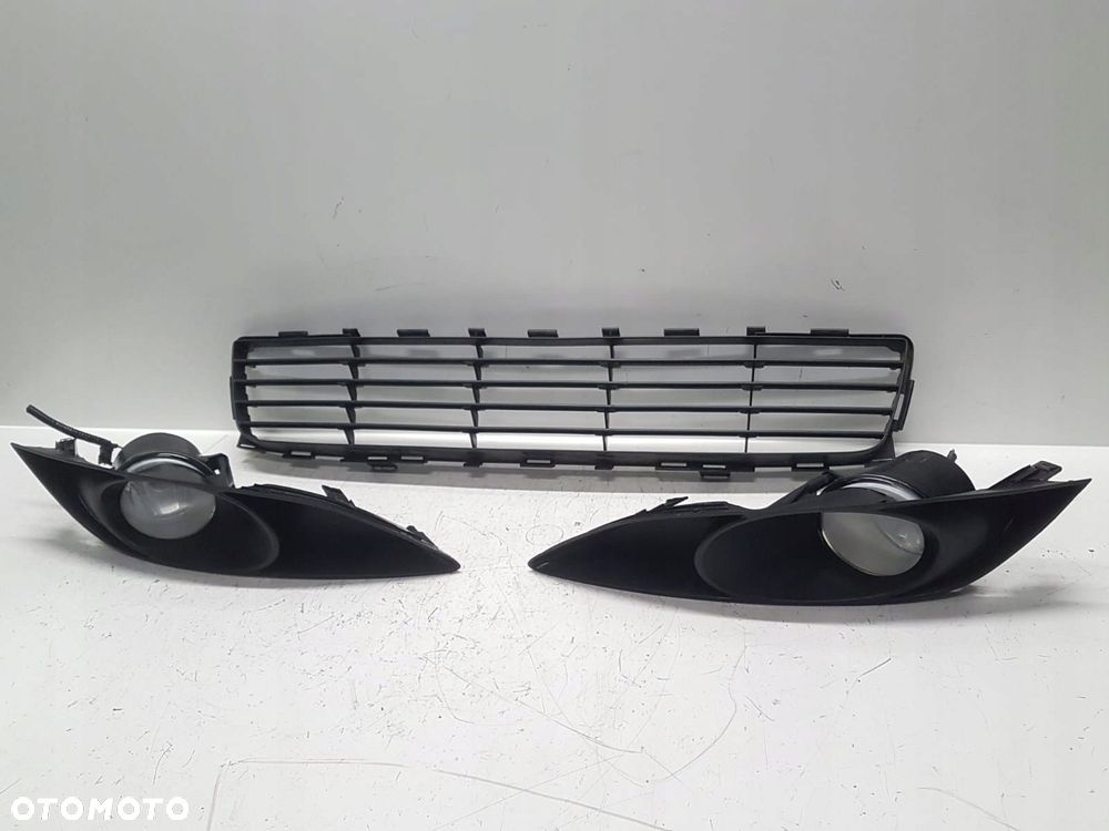 TOYOTA AURIS I 07- HALOGEN LEWY PRZÓD KRATKA - 4