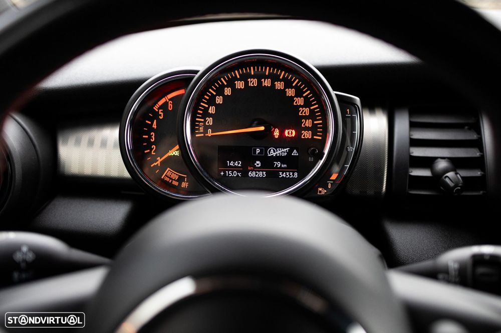 MINI 3 Portas Cooper D Auto - 17