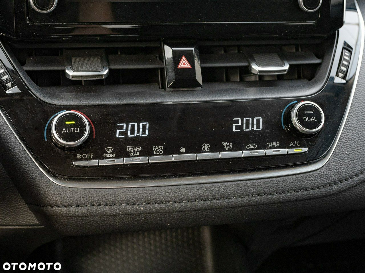 Toyota Corolla 1.5 Comfort - 20