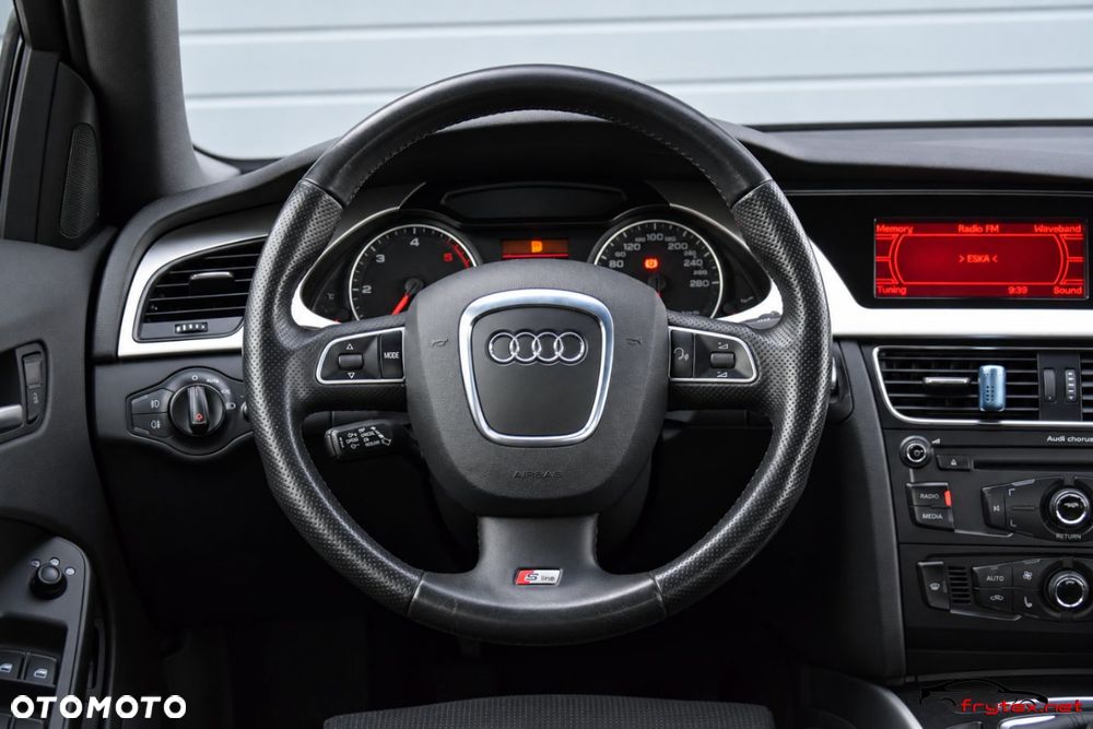 Audi A4 Limousine - 28