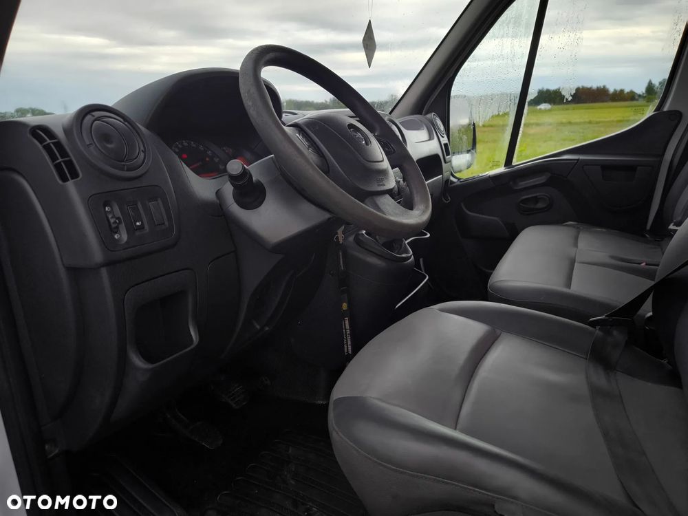 Opel Mowano - 14