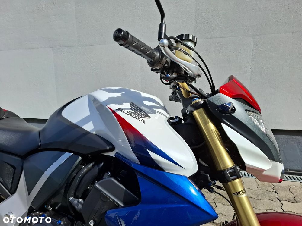 Honda CB - 7