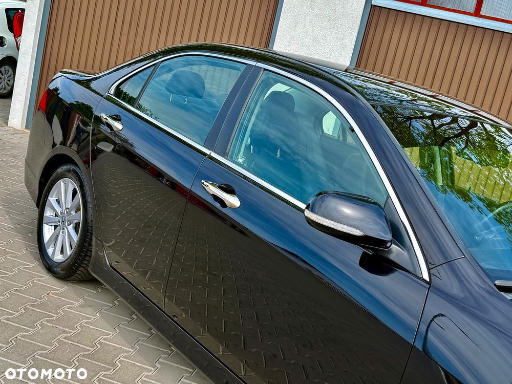 Honda Accord 2.0 Sport - 19