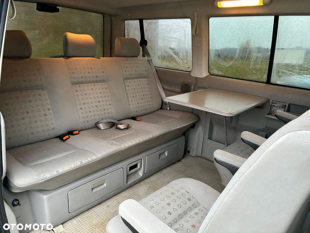 Volkswagen Multivan - 6