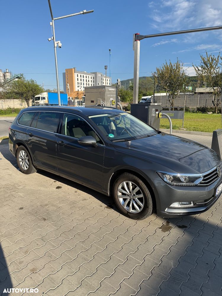 Volkswagen Passat 2.0 TDI DSG Comfortline - 6