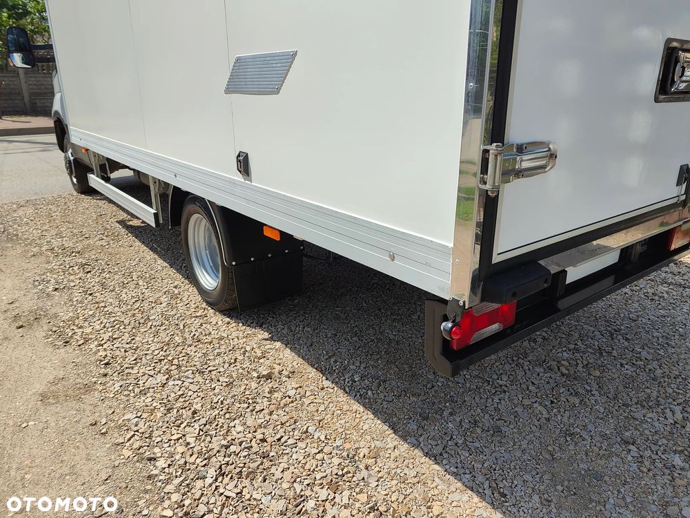 Iveco DAILY 50/35c15 3.0d 150KM** BLIŹNIAK** Kontener 8-EuroPalet + DRZWI BOCZNE** POLSKI SALON** 233 tyś KM** DMC do 3.5T kat.B** - 11