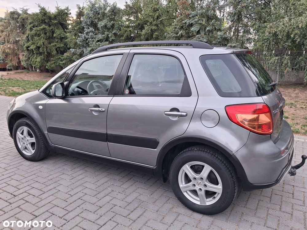Suzuki SX4 1.6 VVT 4x2 Comfort - 6