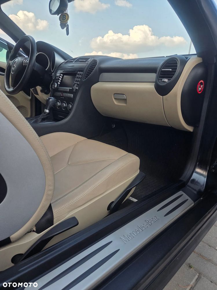Mercedes-Benz SLK - 11