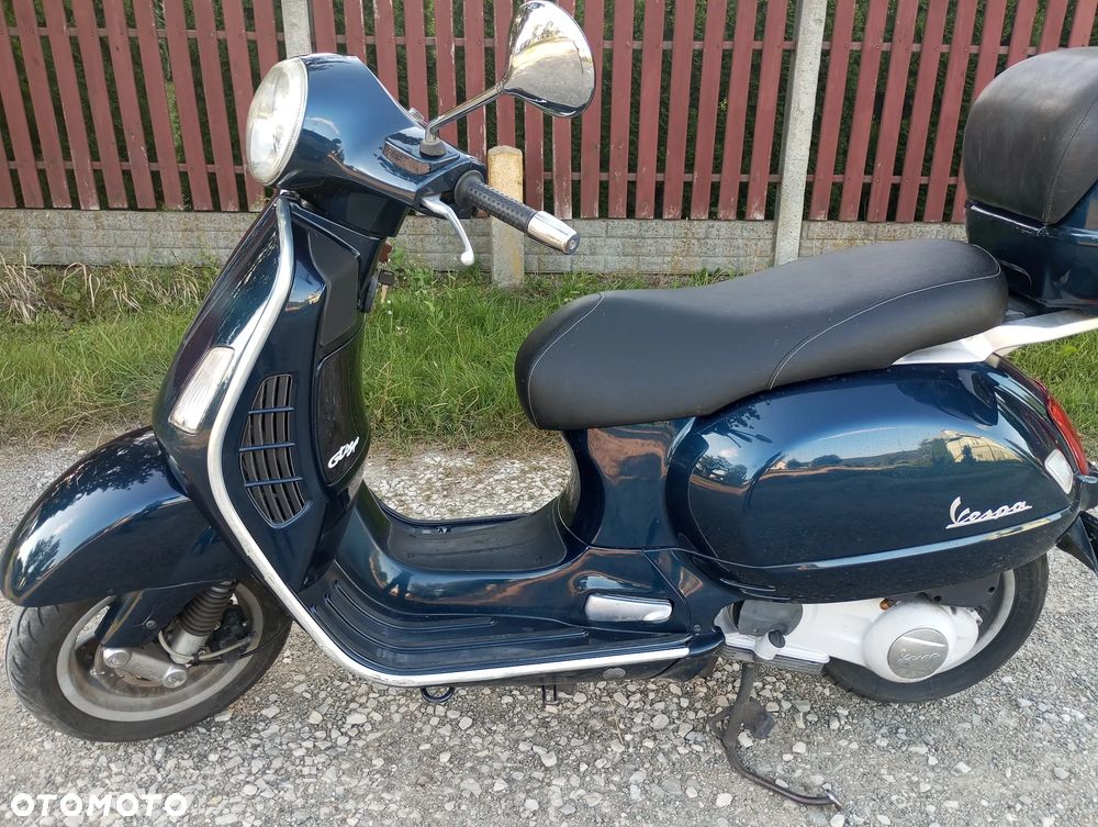 Vespa GTS - 11