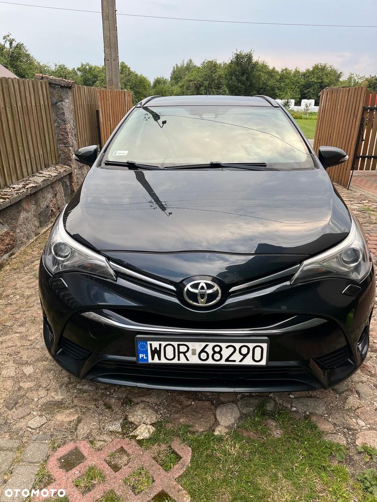 Toyota Avensis 2.0 D-4D Prestige - 1
