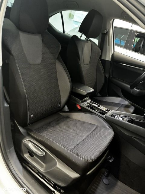 Skoda Octavia 2.0 TDI Ambition DSG - 15