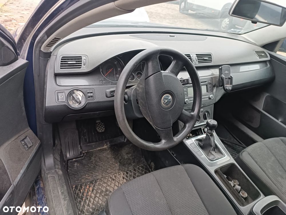 VW Passat B6 2,0 TDI BKP BKD Wszystkie części Silnik Zawieszenie Maska Drzwi Koła Fotele - 16