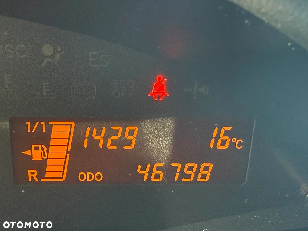 Toyota Yaris 1.33 Terra - 9