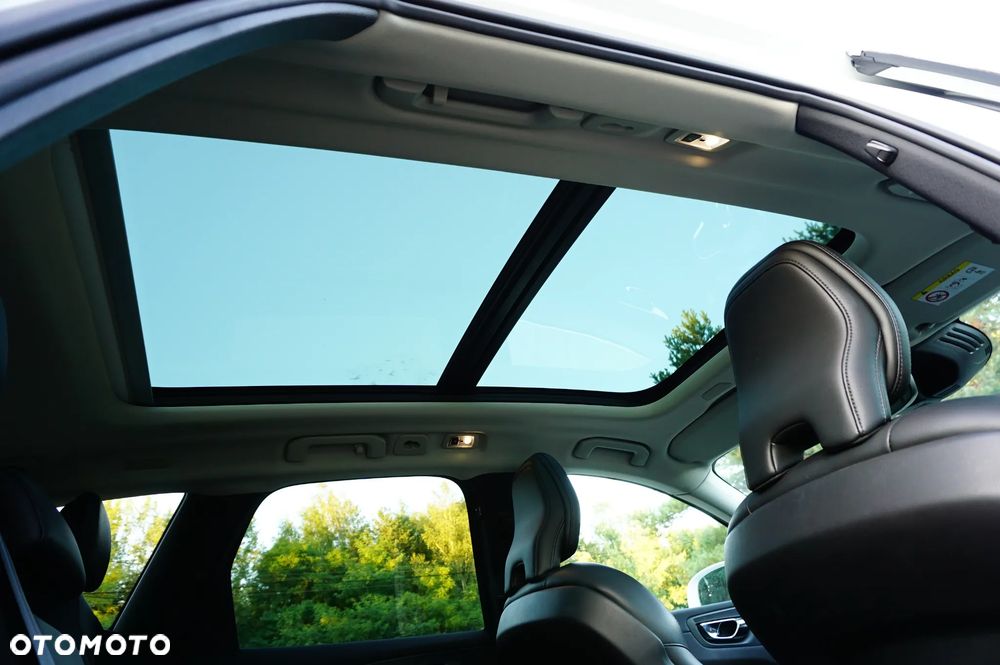 Volvo XC 60 - 24