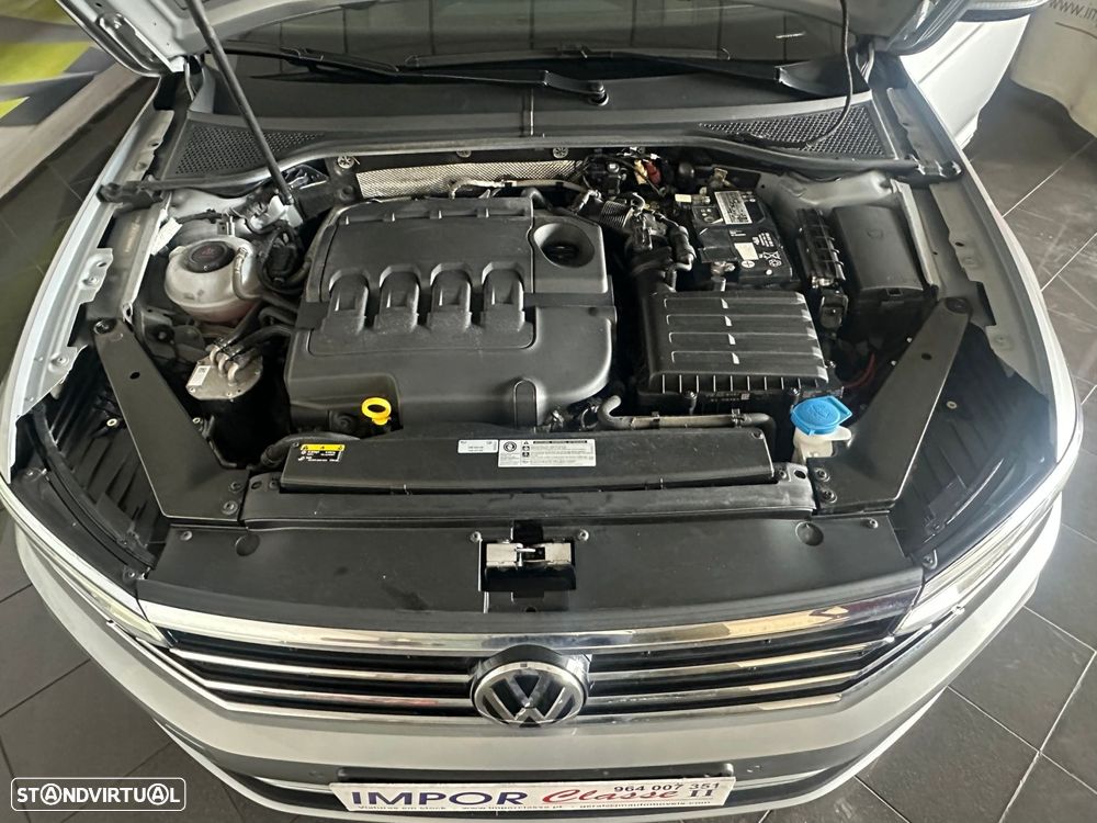 VW Passat 1.6 TDI Business DSG - 17